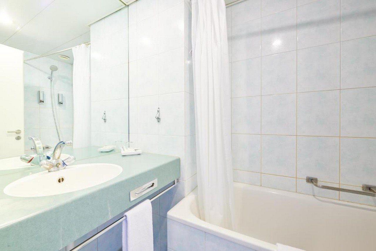 Hotel City Am Bahnhof Берн Экстерьер фото